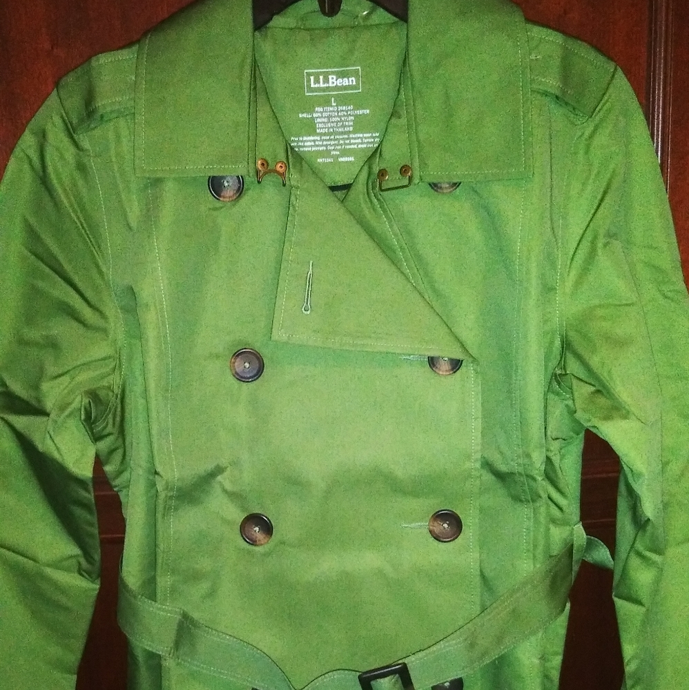 NEW ladies trench